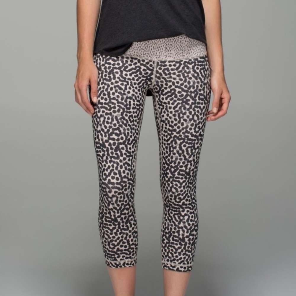 Lululemon Leopard Print Wunder Under Crop